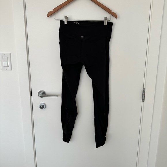 Lululemon black leggings - Picture 2 of 3